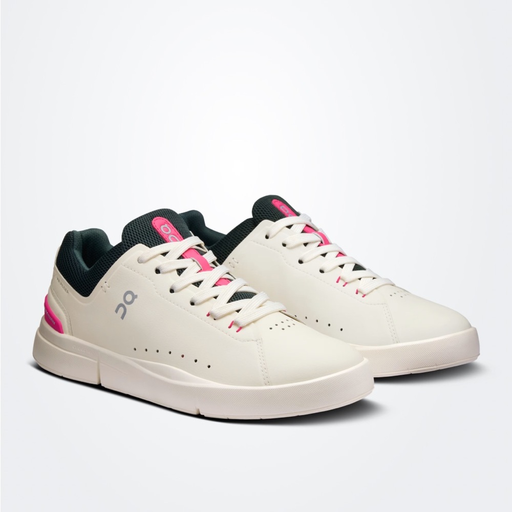 On THE ROGER Advantage Ivory | Pink
$140 women size 7 NEW